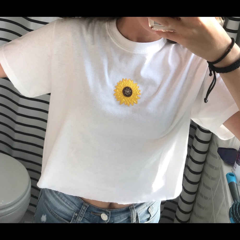 sunflower patch t shirt - Picture 2 of 2